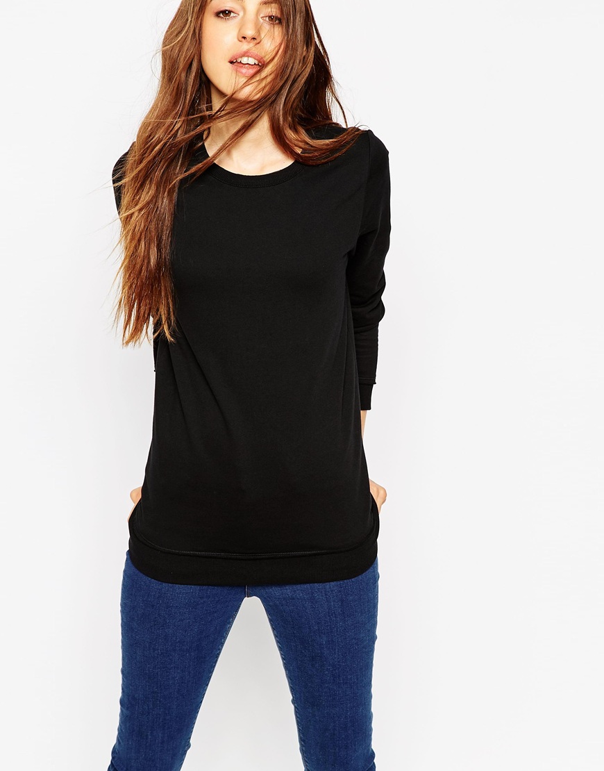 Sweat Shirt